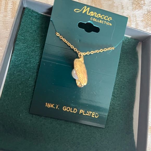 Vintage Bellissima 18k Goldplate Shell w Pearl Necklace Original packaging - Picture 4 of 5